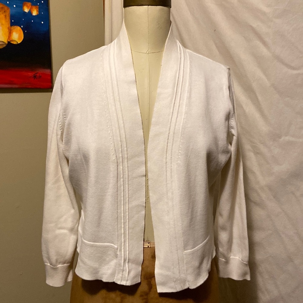 Sweater/shrug